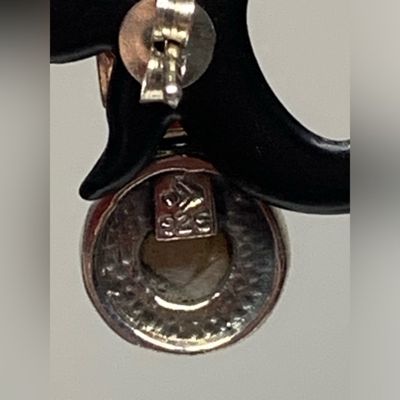 Silpada VERY RARE Petite Sterling Greek Key & Mother of Pearl Post Earrings - Picture 6 of 16